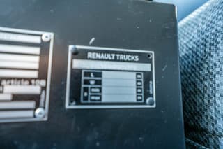 Renault K 480 + BENNE ENROCHEMENT HARDOX - Image 17