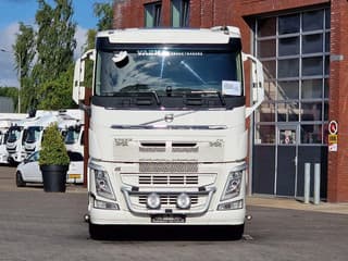 Volvo 13.500 6x2 - Retarder - Full air - 3.20 WB - Leather - Image 2