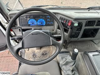 Renault Kerax 370 6x4, Manual, Fassi, Remote, Steelsuspension - Image 8