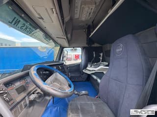 Volvo 420 - Image 9