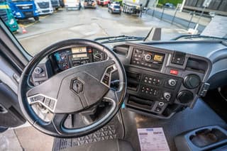 Renault K 480 + BENNE ENROCHEMENT HARDOX - Image 12