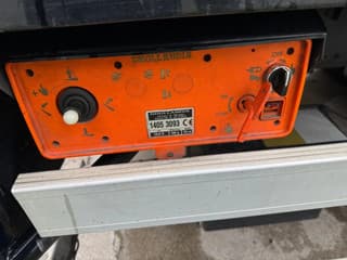 Volvo 4X2 - EURO 6 + DHOLLANDIA LIFT - Image 9
