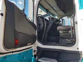 Volvo 420 ADR klasse EX/II, EX/III, FL en AT Double tank PTO - Image 8