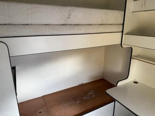 Volvo Airco 2x bed Douche Heater Gereserveerd - Image 10