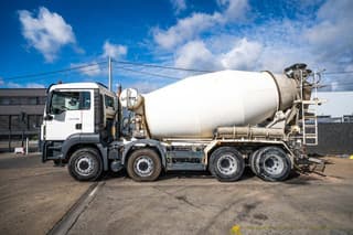 MAN 32.360 BB+LIEBHERR 9m3 - Image 6