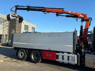 Volvo 6X2 - EURO 5 + ATLAS 126.3E A2 + REMOTE + LIFT/STEERING AXLE - Image 3