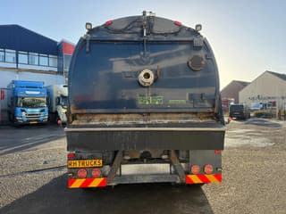 Scania P 2000 - P94-220 4X2 SWEEPER / VEEGMACHINE afbeelding 5