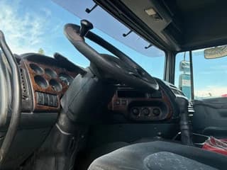 DAF XF SPACECAB (EURO 2 / ZF16 MANUAL GEARBOX / HYDRAULIC KIT / P.T.O. / SIDE SKIRTS / AIRCONDITIONING) - Image 7