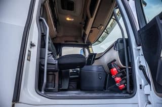 Mercedes-Benz 2548-6x2+VOITH - Image 15