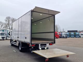 Renault D 2023 - 320 4x2 - Box with sidedoors - Zepro loadlift - Low KM - Full air afbeelding 7
