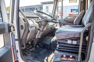 Iveco 85E15+ CITERNE 5000 L - Image 5