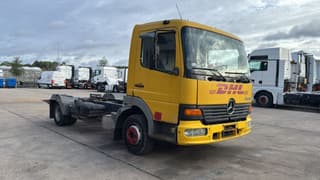 Mercedes-Benz 815 - Image 2