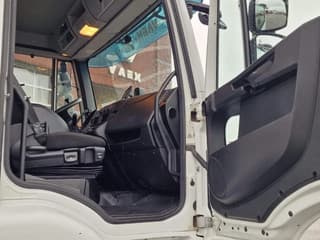 Iveco Eurocargo 2017 - 4x2 Box - 250 PS - Zepro Loadlift - Low KM - Euro 6 - Air suspension afbeelding 20