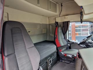 Volvo 13.500 Globetrotter 4x2 - I parkcool - Full air - Low KM 347Tkm - Fridge - Image 33