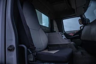 Renault PREMIUM 380 DXI-6x2 - Image 10