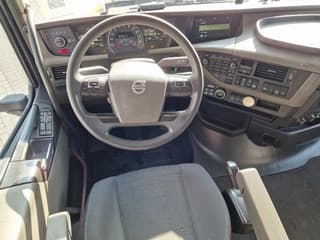 Volvo 13.540 Globetrotter 6x2 - Full air - VEB+ - Led - Image 11