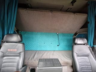 Iveco 440E52T - 520 V8 - Retarder - ZF16 manual gearbox - Oldtimer - Clean chassis - - Image 30