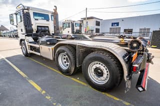 MAN 26.430-6x2-4 BL (New Tires) - Image 5