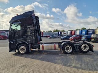 Volvo 13.540 Globetrotter 6x2 - Full air - VEB+ - Led - Image 4