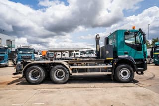 Iveco 360-6x4-PALFINGER - Image 12