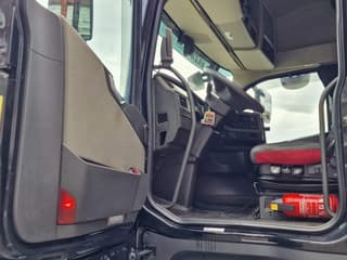Volvo 13.540 Globetrotter 6x2 - Full air - VEB+ - Led - Image 9