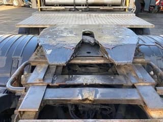 Volvo 16.750 8x4/4 - Image 10