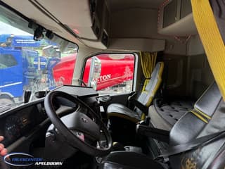 Volvo 750 - Image 6