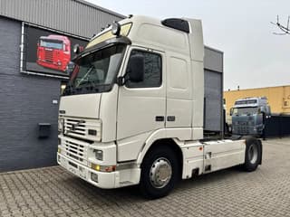 Volvo 16.520 Globetrotter XL 4x2 - Image 8