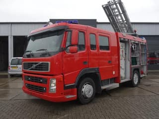 Volvo 330 pk  2000 LITER WATER TANK KRONEBURGPUMP - Image 15