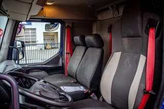 Renault D210-12T-E6 - 50000 KM - Image 10