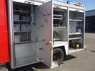 MAN 220C GODIVA POMP 2000 LITER TANK,MANUAL GEARBOX - Image 3