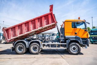 MAN 33.440 BB TIPPER / TRACTOR - Image 3