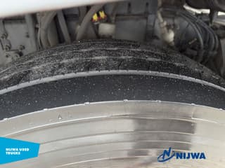 Volvo 460 4x2 PTO + ACC - Image 8