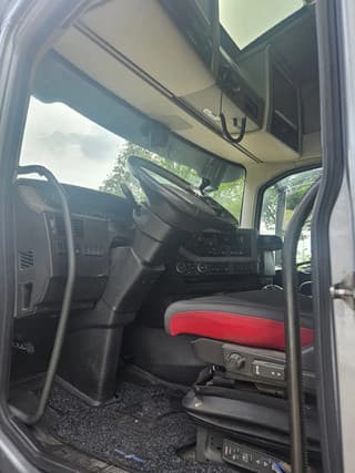 Volvo 500 GT XL | 6X4 | Palfinger M10Z | Dynamic Steering | Smart Tacho - Image 6