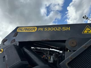 Volvo 8X4 PALFINGER PK53002 + FLY JIP AN REMOTE CONTROLE, LAST AXEL STEERING - Image 22