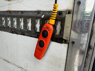 Volvo 4X2 - EURO 6 + THERMOKING T-500R + DHOLLANDIA LIFT - Image 13