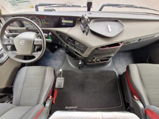 Volvo 13.540 Globetrotter 6x2 - Full air - VEB+ - Led - Image 17