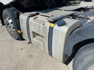 Renault Comfort / 6x2/4 / Steering Axle / Hub Reduction / 290.235 km - Image 12