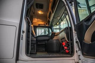 Mercedes-Benz 1845LS+E6+VOITH - Image 10