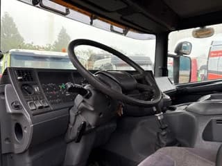 Scania P114-340 6x2 WITH MULTILIFT CONTAINERSYSTEM ONLY 80.500 KM!! ORIGINAL (10 TIRES / FULL STEEL SUSPENSION / 12 GEARS MANUAL GEARBOX / 9.000 KG. FRONT AXLE) - Image 9