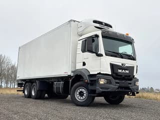 MAN 33.360 BB CH 6x4 Refrigerated Box Truck - Image 8