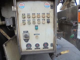 DAF 8X4 BLADGEVEERD - Image 17
