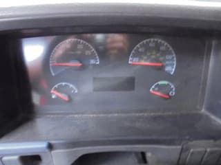 Volvo 380 ENGINE NOT OK ONLY PARTS NL TRUCK - Image 14
