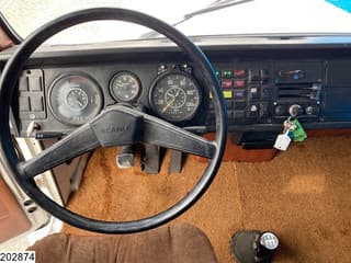 Scania 111 6x4, Torpedo, Manual, Steel Suspension - Image 11