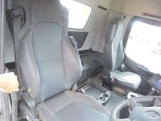 Mercedes-Benz 3340 8X4 - Image 14