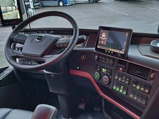 Volvo FH 2025 - 16.780 Aero XL 6x2/4 - New - Full spec - Retarder - I parkcool - Performance - Leather -BUFFL interior afbeelding 35