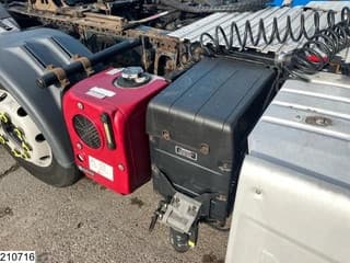 MAN 24 440 6x2, EURO 6, RHD, ADR, Hydraulic - Image 8