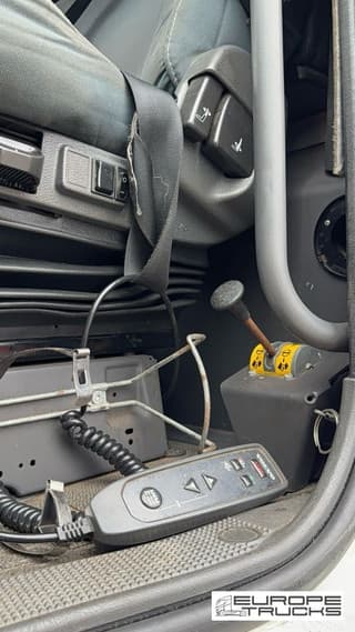 Volvo FH460 - Image 8