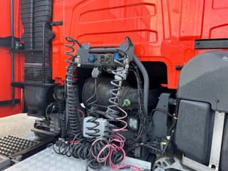Volvo FH420 - Image 8