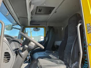 Mercedes-Benz 1524 4X2 EURO 6 FALKOM DOUBLE DECK + WINCH + REMOTE CONTROL - Image 19